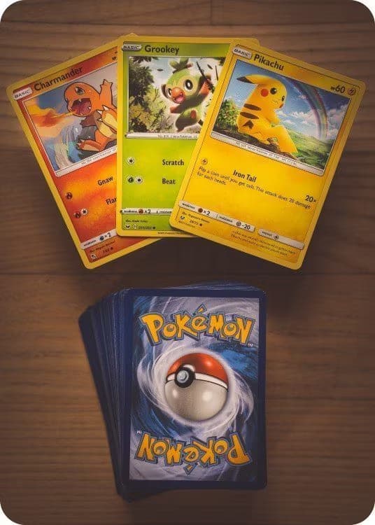 100 forskellige Pokémonkort